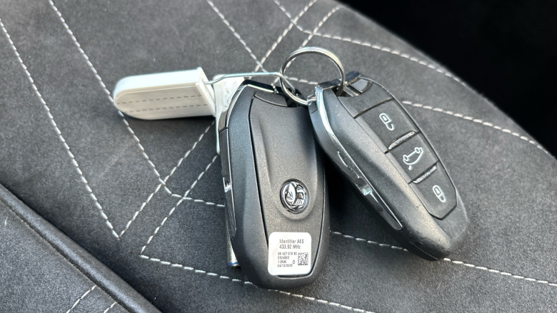 Vauxhall Grandland 1.2 Turbo Ultimate 5dr Auto Petrol Hatchback